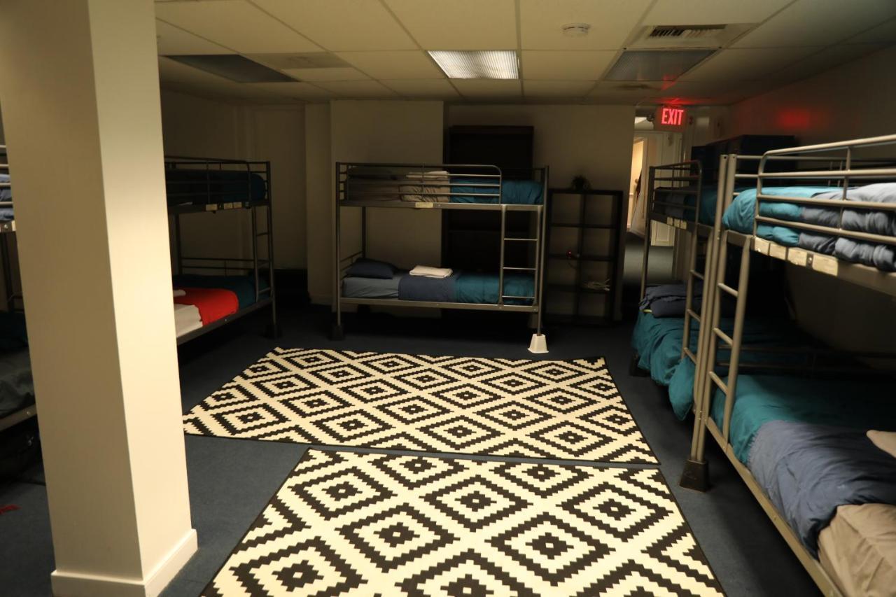 Duo Housing (Adults Only) Hostel Washington Exterior photo