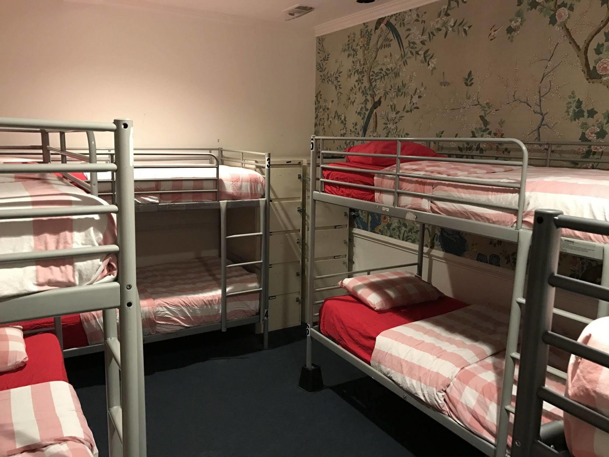 Duo Housing (Adults Only) Hostel Washington Exterior photo